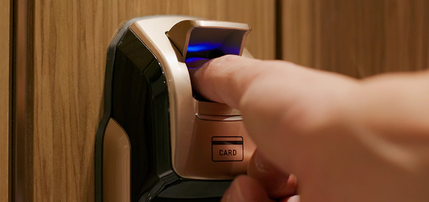 Locksmith Company For Window Lock Installation in Tara Hills, California